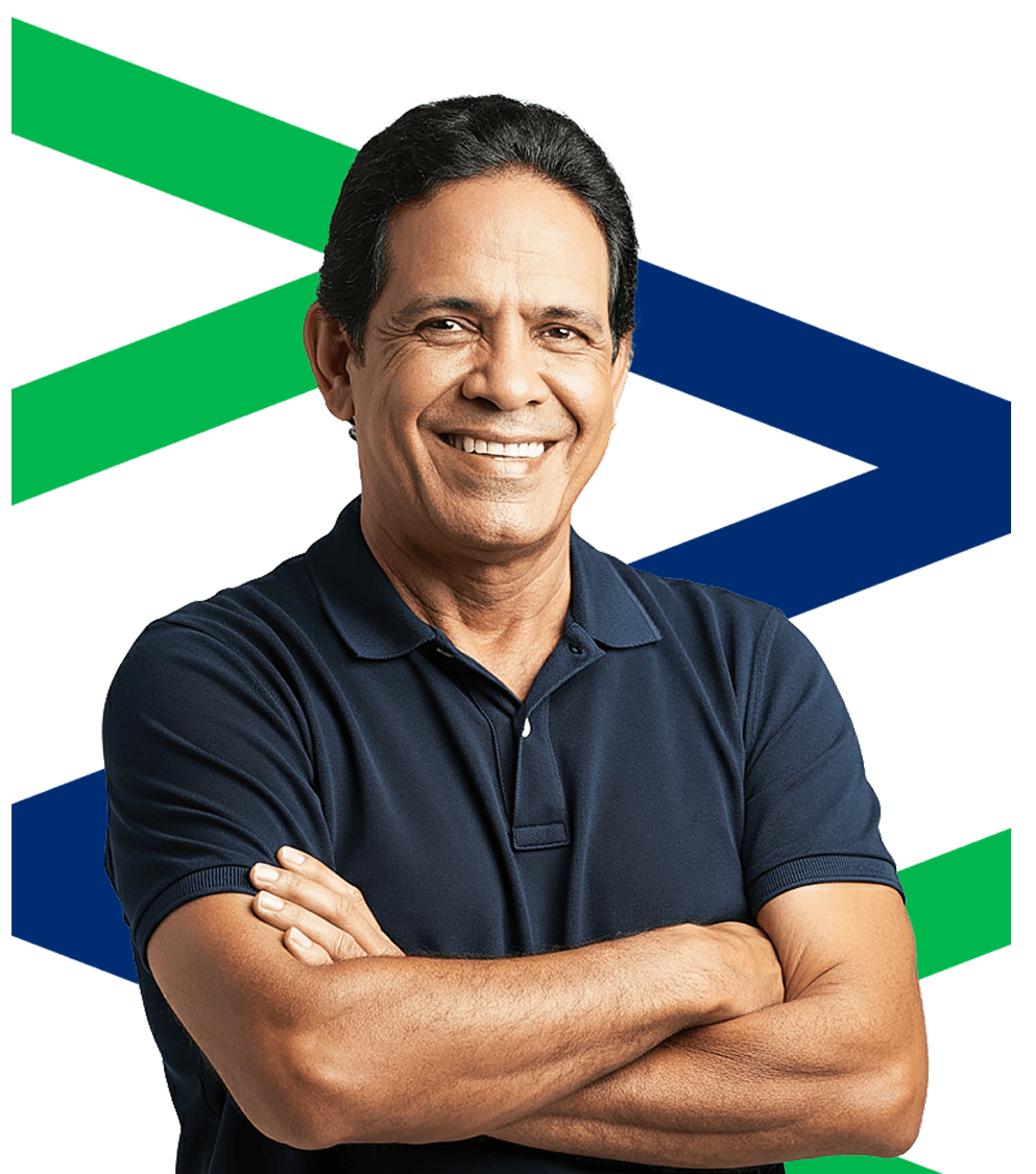 Transportador sorridente com elementos gráficos da Transdesk ao fundo